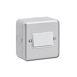 Kingshield MC132 10amp 3gang 2way SP Metalclad Surface Switch