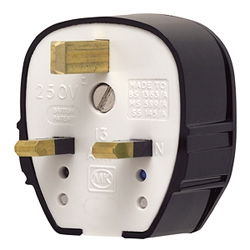 MK 655BLK 13 Amp 3 Pin Black Standard Fused Toughplug