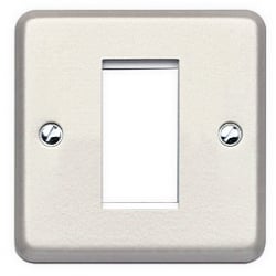 MK K181BRC Albany Plus Euro 1g 25x50mm Modular Front Plate Bru.Chm