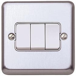 MK K4673BSS 3gang 10amp 2way SP Light Switch Brushed Stainless Steel