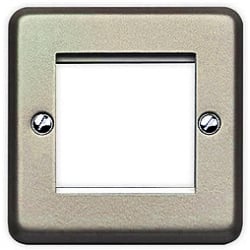 MK K182BSS Albany Plus Euro 2g 25x50mm Modular Front Plate Bru.Sta.Stl