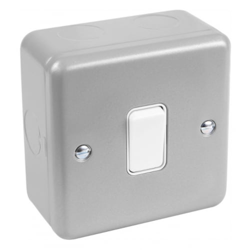 MK K3591ALM 1 Gang 2 Way 10a Metalclad Plus Surface Switch