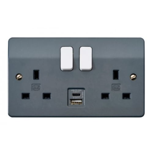 MK K2766GRA 2 Gang 13a+1xUSB-C+1xUSB-A Fast Charge Switched Socket 30W Graphite Part M Compliant